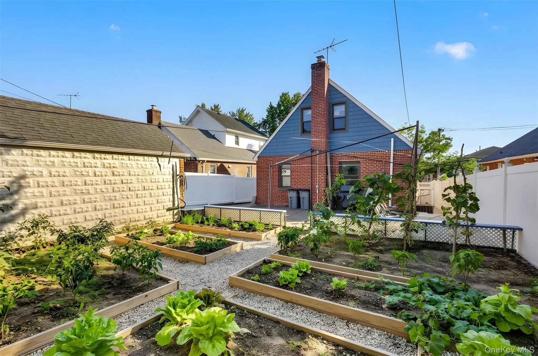 17019 Pidgeon Meadow Road, New York, NY, 4 Bedrooms Bedrooms, 7 Rooms Rooms,2 BathroomsBathrooms,Residential,For Rent,Pidgeon Meadow,0,1029040 17019 Pidgeon Meadow Road, New York, NY, 4 Bedrooms Bedrooms, 7 Rooms Rooms,2 BathroomsBathrooms,Residential,For Rent,Pidgeon Meadow,0,1029040