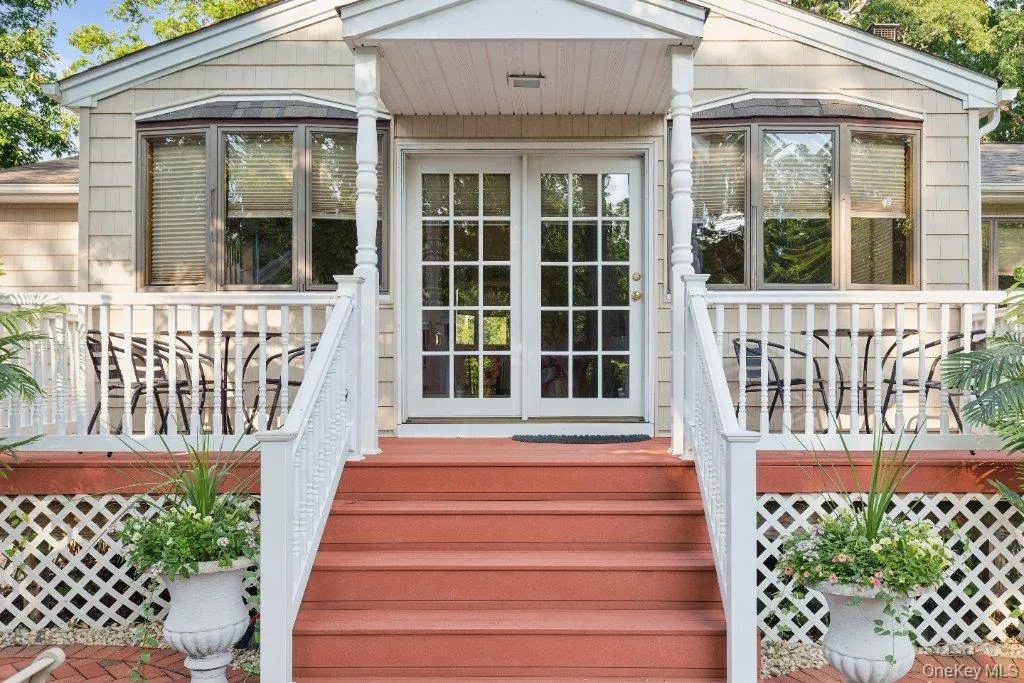 61 Timber Drive, Riverhead, NY, 3 Bedrooms Bedrooms, 9 Rooms Rooms,1 BathroomBathrooms,Residential,For Rent,Timber,0,1029041 61 Timber Drive, Riverhead, NY, 3 Bedrooms Bedrooms, 9 Rooms Rooms,1 BathroomBathrooms,Residential,For Rent,Timber,0,1029041