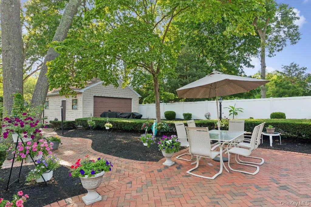 61 Timber Drive, Riverhead, NY, 3 Bedrooms Bedrooms, 9 Rooms Rooms,1 BathroomBathrooms,Residential,For Rent,Timber,0,1029041 61 Timber Drive, Riverhead, NY, 3 Bedrooms Bedrooms, 9 Rooms Rooms,1 BathroomBathrooms,Residential,For Rent,Timber,0,1029041