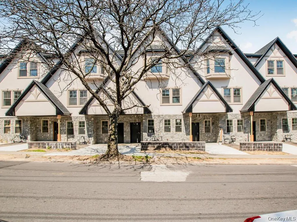 65 2nd Street, Mount Vernon, NY, 3 Bedrooms Bedrooms, 6 Rooms Rooms,4 BathroomsBathrooms,Residential,For Rent,2nd,0,1029046 65 2nd Street, Mount Vernon, NY, 3 Bedrooms Bedrooms, 6 Rooms Rooms,4 BathroomsBathrooms,Residential,For Rent,2nd,0,1029046