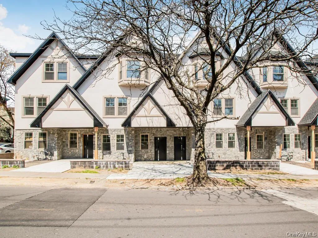 65 2nd Street, Mount Vernon, NY, 3 Bedrooms Bedrooms, 6 Rooms Rooms,4 BathroomsBathrooms,Residential,For Rent,2nd,0,1029046 65 2nd Street, Mount Vernon, NY, 3 Bedrooms Bedrooms, 6 Rooms Rooms,4 BathroomsBathrooms,Residential,For Rent,2nd,0,1029046