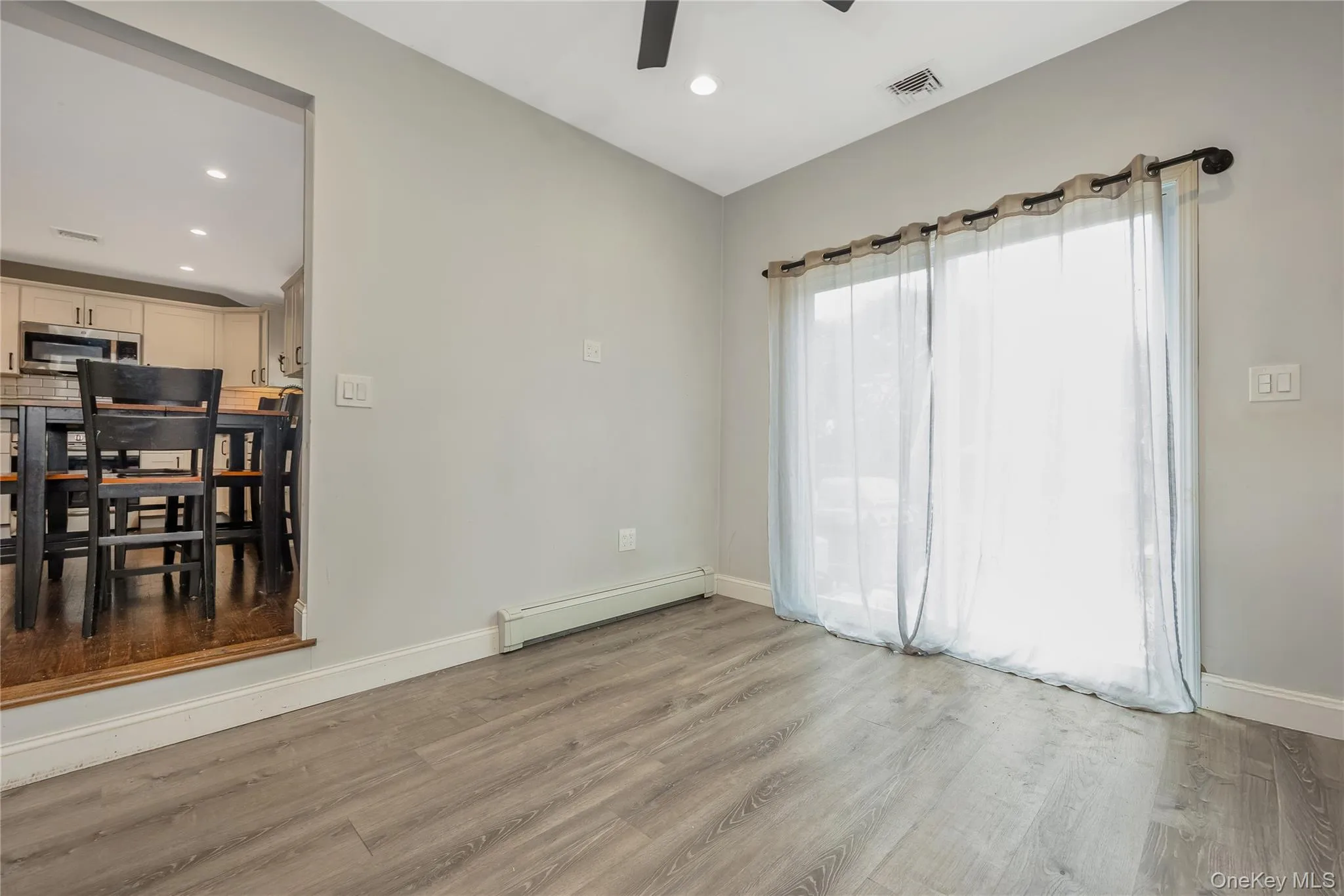 183 Cherokee Street, Islip, NY, 3 Bedrooms Bedrooms, 7 Rooms Rooms,1 BathroomBathrooms,Residential,For Rent,Cherokee,0,1029047 183 Cherokee Street, Islip, NY, 3 Bedrooms Bedrooms, 7 Rooms Rooms,1 BathroomBathrooms,Residential,For Rent,Cherokee,0,1029047