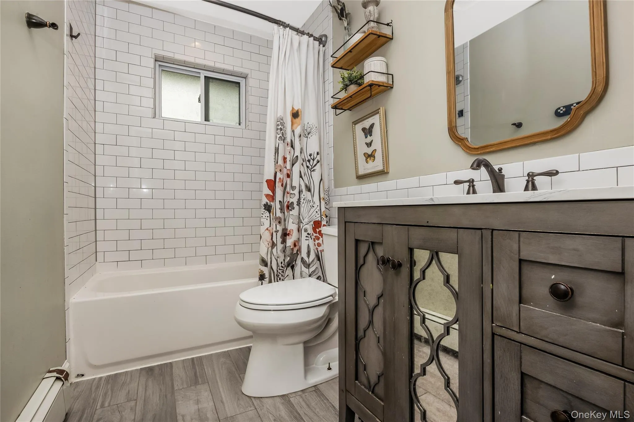 183 Cherokee Street, Islip, NY, 3 Bedrooms Bedrooms, 7 Rooms Rooms,1 BathroomBathrooms,Residential,For Rent,Cherokee,0,1029047 183 Cherokee Street, Islip, NY, 3 Bedrooms Bedrooms, 7 Rooms Rooms,1 BathroomBathrooms,Residential,For Rent,Cherokee,0,1029047