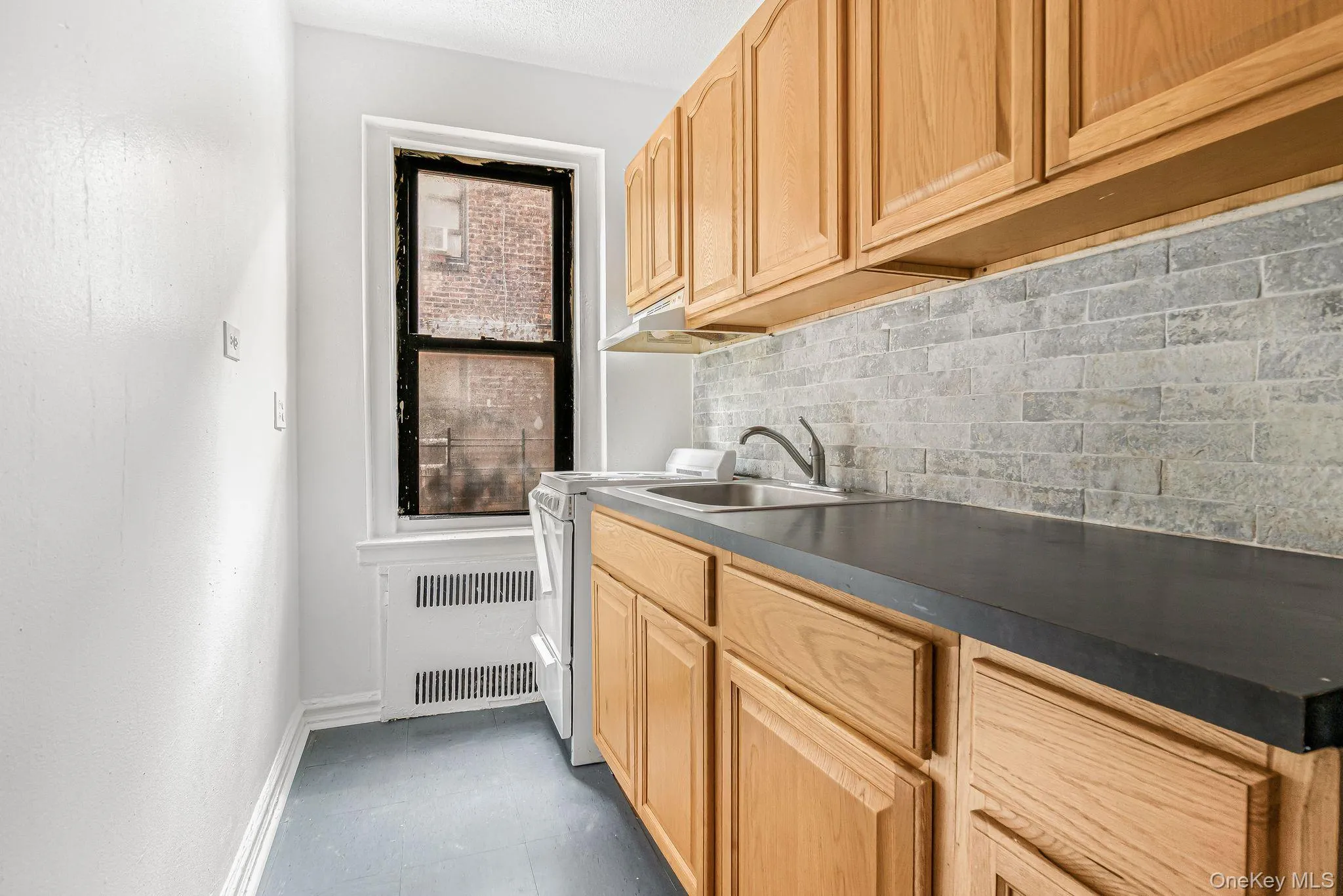 43-01 46th Street, New York, NY, 1 Bedroom Bedrooms, 3 Rooms Rooms,1 BathroomBathrooms,Residential,For Rent,46th,0,1029048 43-01 46th Street, New York, NY, 1 Bedroom Bedrooms, 3 Rooms Rooms,1 BathroomBathrooms,Residential,For Rent,46th,0,1029048