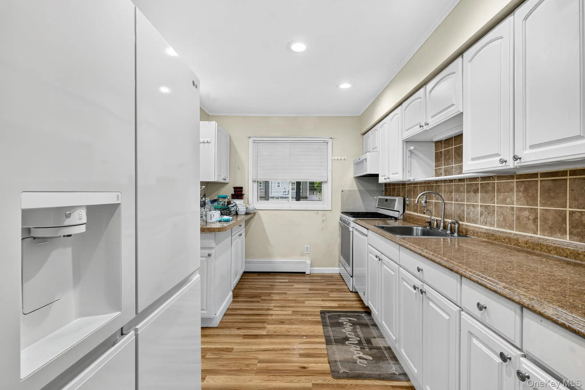 152 Parkwood Drive, Brookhaven, NY, 3 Bedrooms Bedrooms, 9 Rooms Rooms,2 BathroomsBathrooms,Residential,For Rent,Parkwood,0,1029049 152 Parkwood Drive, Brookhaven, NY, 3 Bedrooms Bedrooms, 9 Rooms Rooms,2 BathroomsBathrooms,Residential,For Rent,Parkwood,0,1029049
