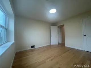 215-40 23rd Road, New York, NY, 3 Bedrooms Bedrooms, 6 Rooms Rooms,1 BathroomBathrooms,Residential Lease,For Rent,23rd,0,1029050 215-40 23rd Road, New York, NY, 3 Bedrooms Bedrooms, 6 Rooms Rooms,1 BathroomBathrooms,Residential Lease,For Rent,23rd,0,1029050