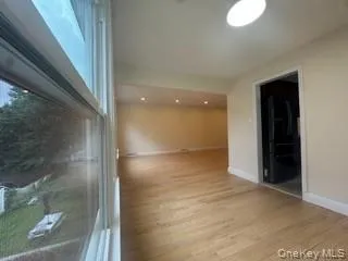 215-40 23rd Road, New York, NY, 3 Bedrooms Bedrooms, 6 Rooms Rooms,1 BathroomBathrooms,Residential Lease,For Rent,23rd,0,1029050 215-40 23rd Road, New York, NY, 3 Bedrooms Bedrooms, 6 Rooms Rooms,1 BathroomBathrooms,Residential Lease,For Rent,23rd,0,1029050