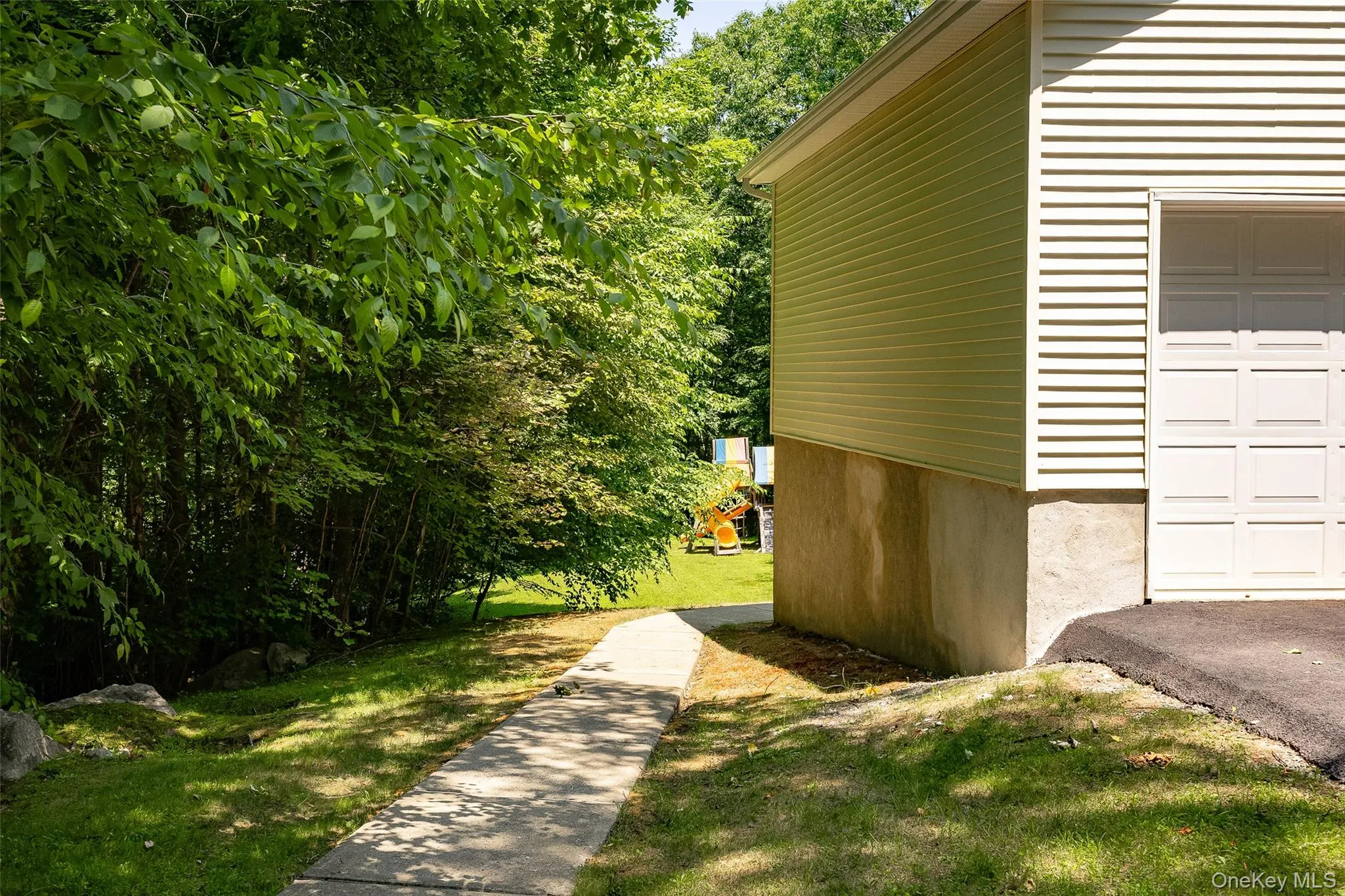 26 Forest Trail, East Fishkill, NY, 4 Bedrooms Bedrooms, 11 Rooms Rooms,3 BathroomsBathrooms,Residential,For Rent,Forest,0,1029051 26 Forest Trail, East Fishkill, NY, 4 Bedrooms Bedrooms, 11 Rooms Rooms,3 BathroomsBathrooms,Residential,For Rent,Forest,0,1029051