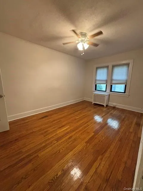 44 Oakwood Road, Huntington, NY, 2 Bedrooms Bedrooms, 4 Rooms Rooms,1 BathroomBathrooms,Residential Lease,For Rent,Oakwood,0,1029056 44 Oakwood Road, Huntington, NY, 2 Bedrooms Bedrooms, 4 Rooms Rooms,1 BathroomBathrooms,Residential Lease,For Rent,Oakwood,0,1029056