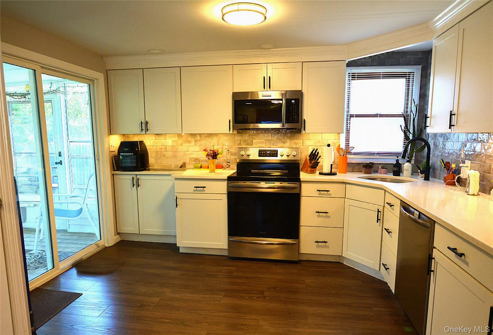 105 Village Circle, Brookhaven, NY, 2 Bedrooms Bedrooms, 5 Rooms Rooms,2 BathroomsBathrooms,Residential,For Rent,Village,0,1029061 105 Village Circle, Brookhaven, NY, 2 Bedrooms Bedrooms, 5 Rooms Rooms,2 BathroomsBathrooms,Residential,For Rent,Village,0,1029061