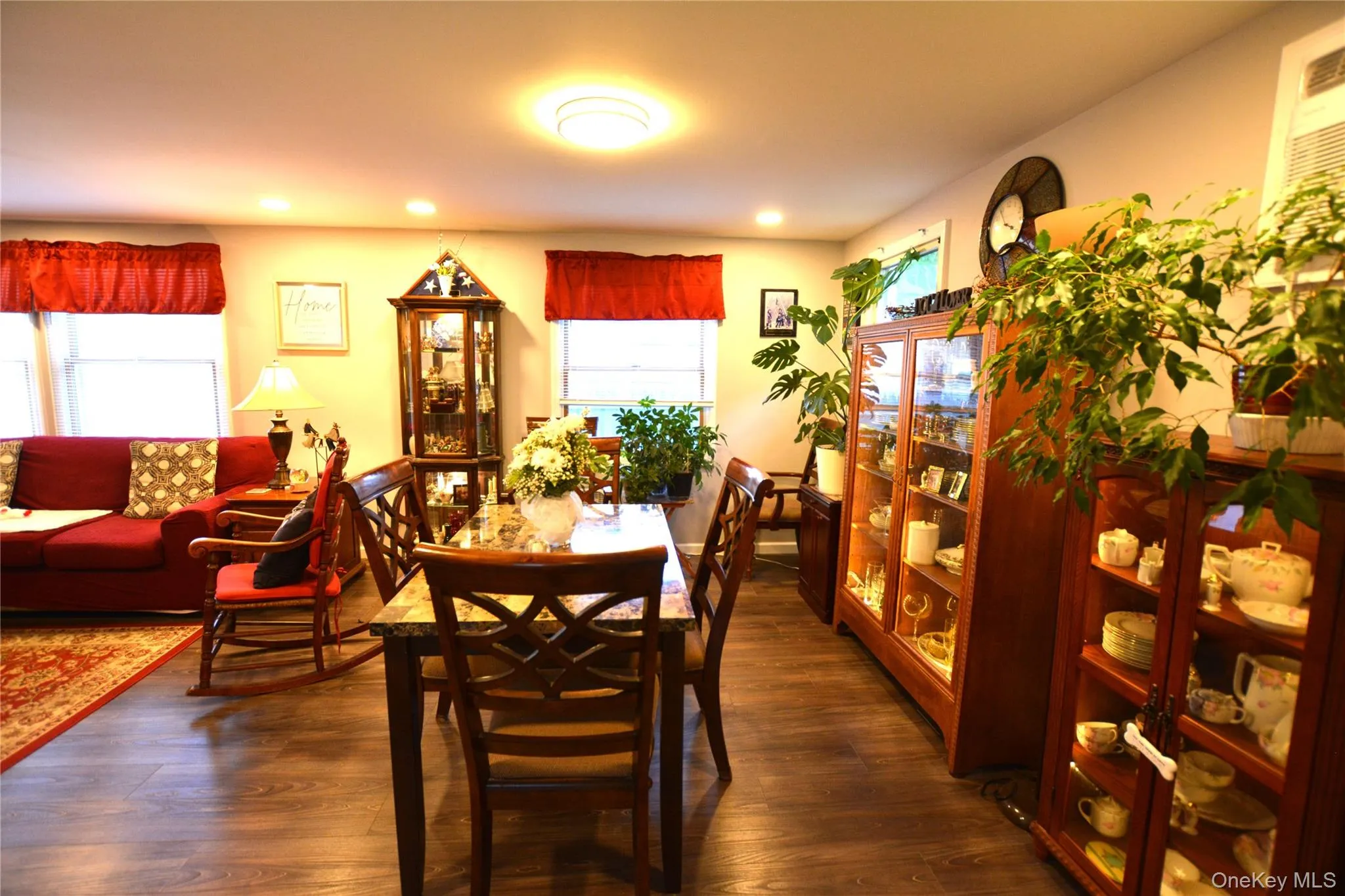 105 Village Circle, Brookhaven, NY, 2 Bedrooms Bedrooms, 5 Rooms Rooms,2 BathroomsBathrooms,Residential,For Rent,Village,0,1029061 105 Village Circle, Brookhaven, NY, 2 Bedrooms Bedrooms, 5 Rooms Rooms,2 BathroomsBathrooms,Residential,For Rent,Village,0,1029061