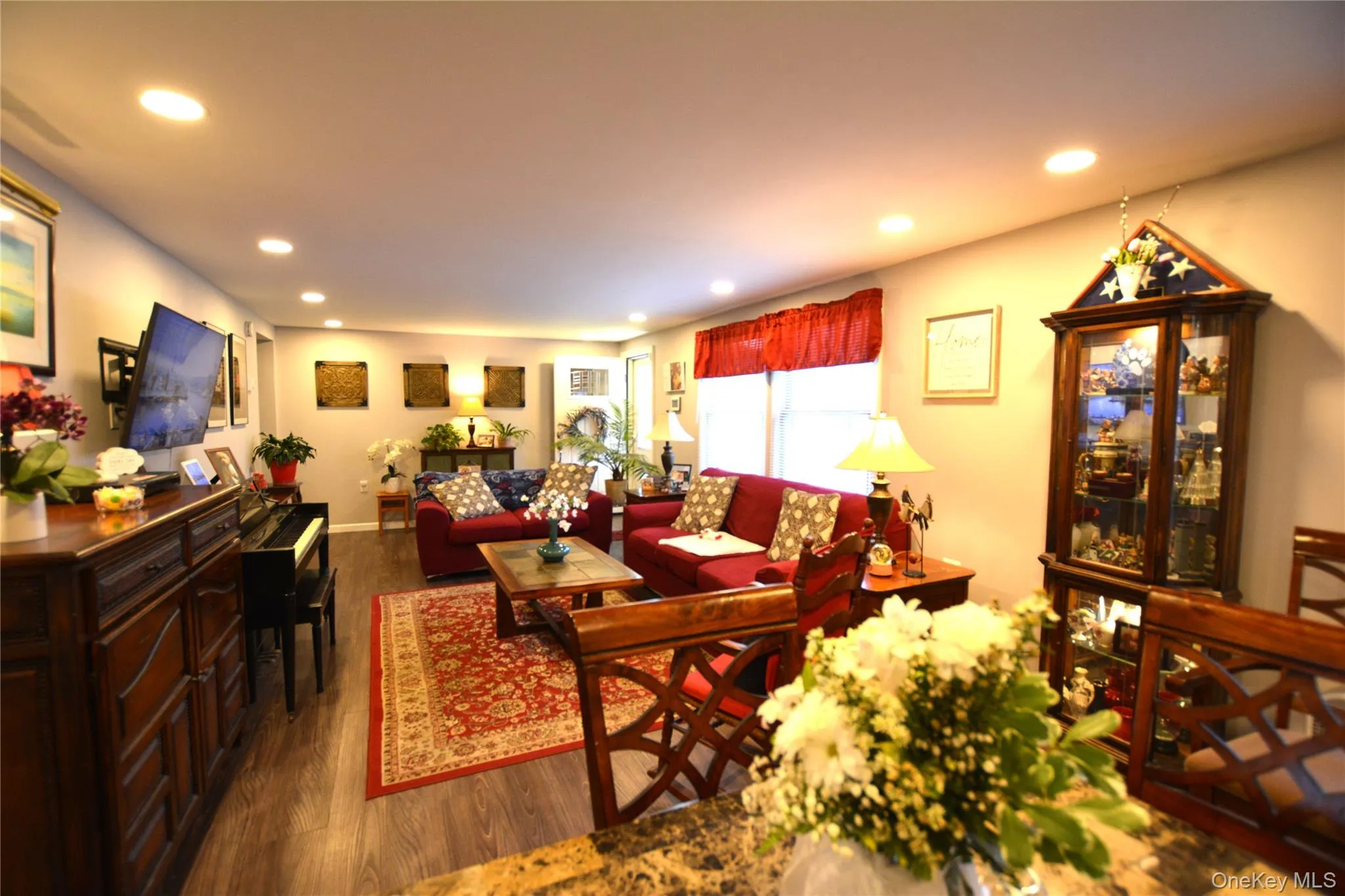 105 Village Circle, Brookhaven, NY, 2 Bedrooms Bedrooms, 5 Rooms Rooms,2 BathroomsBathrooms,Residential,For Rent,Village,0,1029061 105 Village Circle, Brookhaven, NY, 2 Bedrooms Bedrooms, 5 Rooms Rooms,2 BathroomsBathrooms,Residential,For Rent,Village,0,1029061