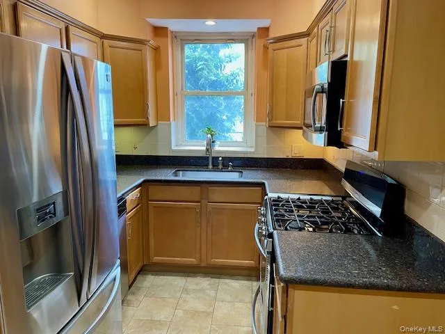 50-56 43rd Street, New York, NY, 3 Bedrooms Bedrooms, 7 Rooms Rooms,2 BathroomsBathrooms,Residential,For Rent,43rd,0,1029063 50-56 43rd Street, New York, NY, 3 Bedrooms Bedrooms, 7 Rooms Rooms,2 BathroomsBathrooms,Residential,For Rent,43rd,0,1029063