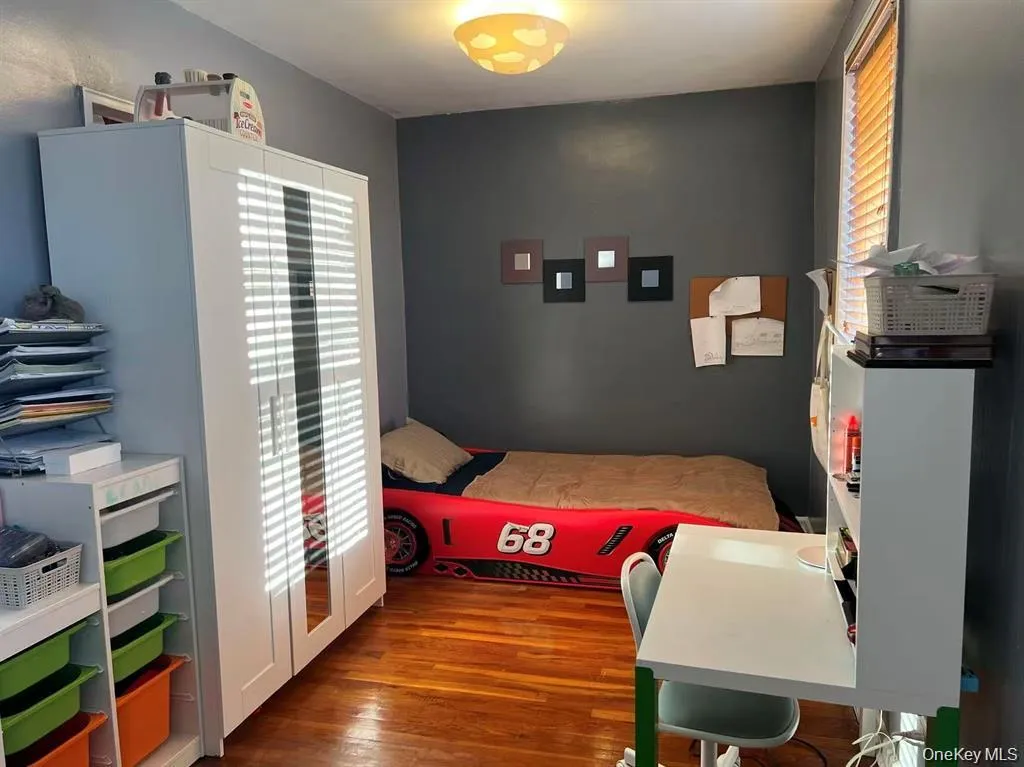 224-24 Union Tpke, New York, NY, 2 Bedrooms Bedrooms, 3 Rooms Rooms,1 BathroomBathrooms,Residential Lease,For Rent,Union Tpke,0,1029064 224-24 Union Tpke, New York, NY, 2 Bedrooms Bedrooms, 3 Rooms Rooms,1 BathroomBathrooms,Residential Lease,For Rent,Union Tpke,0,1029064