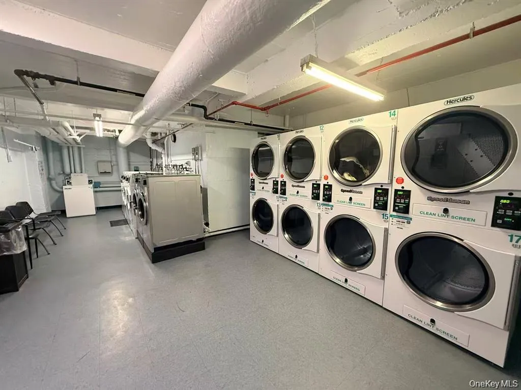 224-24 Union Tpke, New York, NY, 2 Bedrooms Bedrooms, 3 Rooms Rooms,1 BathroomBathrooms,Residential Lease,For Rent,Union Tpke,0,1029064 224-24 Union Tpke, New York, NY, 2 Bedrooms Bedrooms, 3 Rooms Rooms,1 BathroomBathrooms,Residential Lease,For Rent,Union Tpke,0,1029064