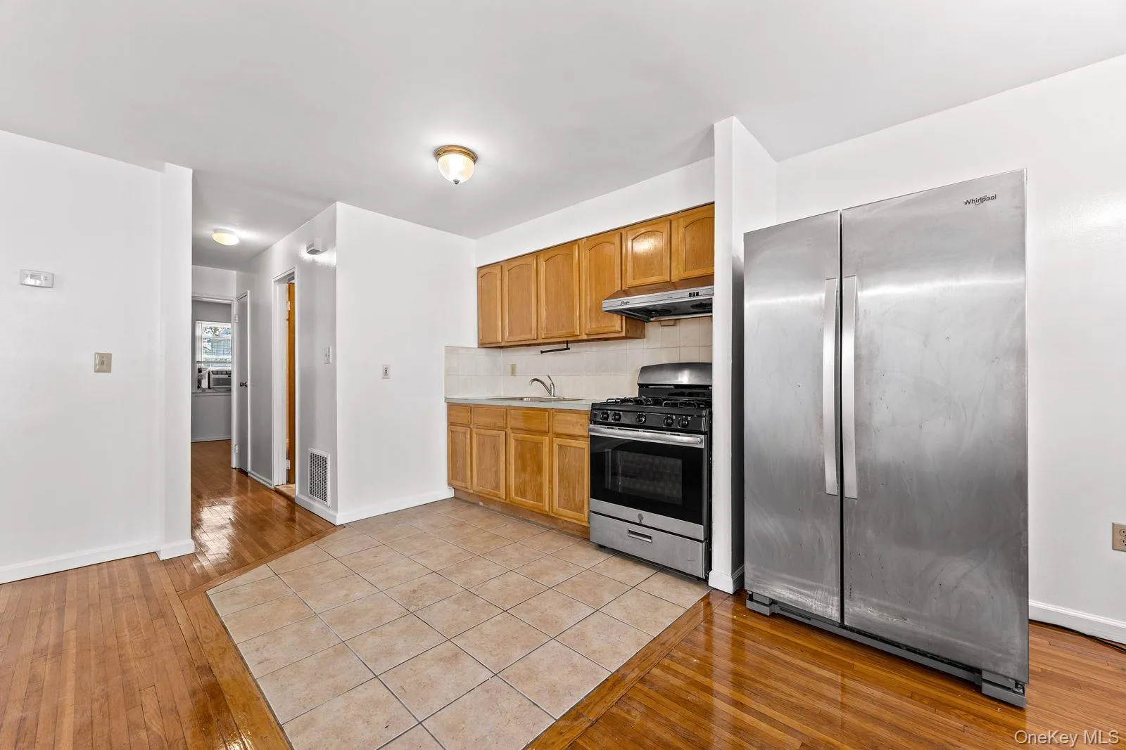 204-20 45th Drive, New York, NY, 2 Bedrooms Bedrooms, 5 Rooms Rooms,1 BathroomBathrooms,Residential,For Rent,45th,0,1029066 204-20 45th Drive, New York, NY, 2 Bedrooms Bedrooms, 5 Rooms Rooms,1 BathroomBathrooms,Residential,For Rent,45th,0,1029066