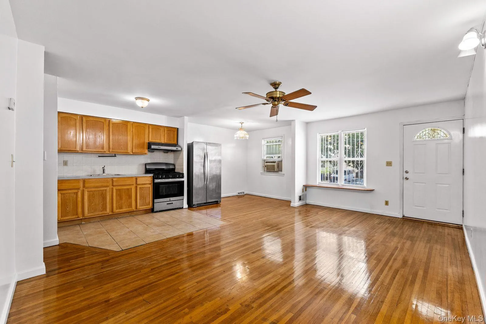 204-20 45th Drive, New York, NY, 2 Bedrooms Bedrooms, 5 Rooms Rooms,1 BathroomBathrooms,Residential,For Rent,45th,0,1029066 204-20 45th Drive, New York, NY, 2 Bedrooms Bedrooms, 5 Rooms Rooms,1 BathroomBathrooms,Residential,For Rent,45th,0,1029066
