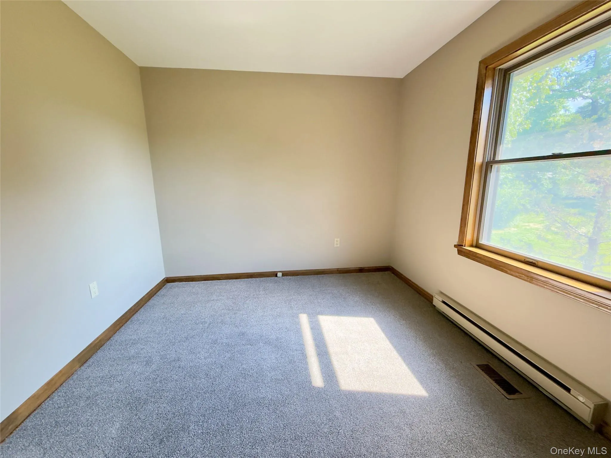 709 Bloomingburg Road, Wallkill, NY, 3 Bedrooms Bedrooms, 9 Rooms Rooms,2 BathroomsBathrooms,Residential Lease,For Rent,Bloomingburg,0,1029078 709 Bloomingburg Road, Wallkill, NY, 3 Bedrooms Bedrooms, 9 Rooms Rooms,2 BathroomsBathrooms,Residential Lease,For Rent,Bloomingburg,0,1029078