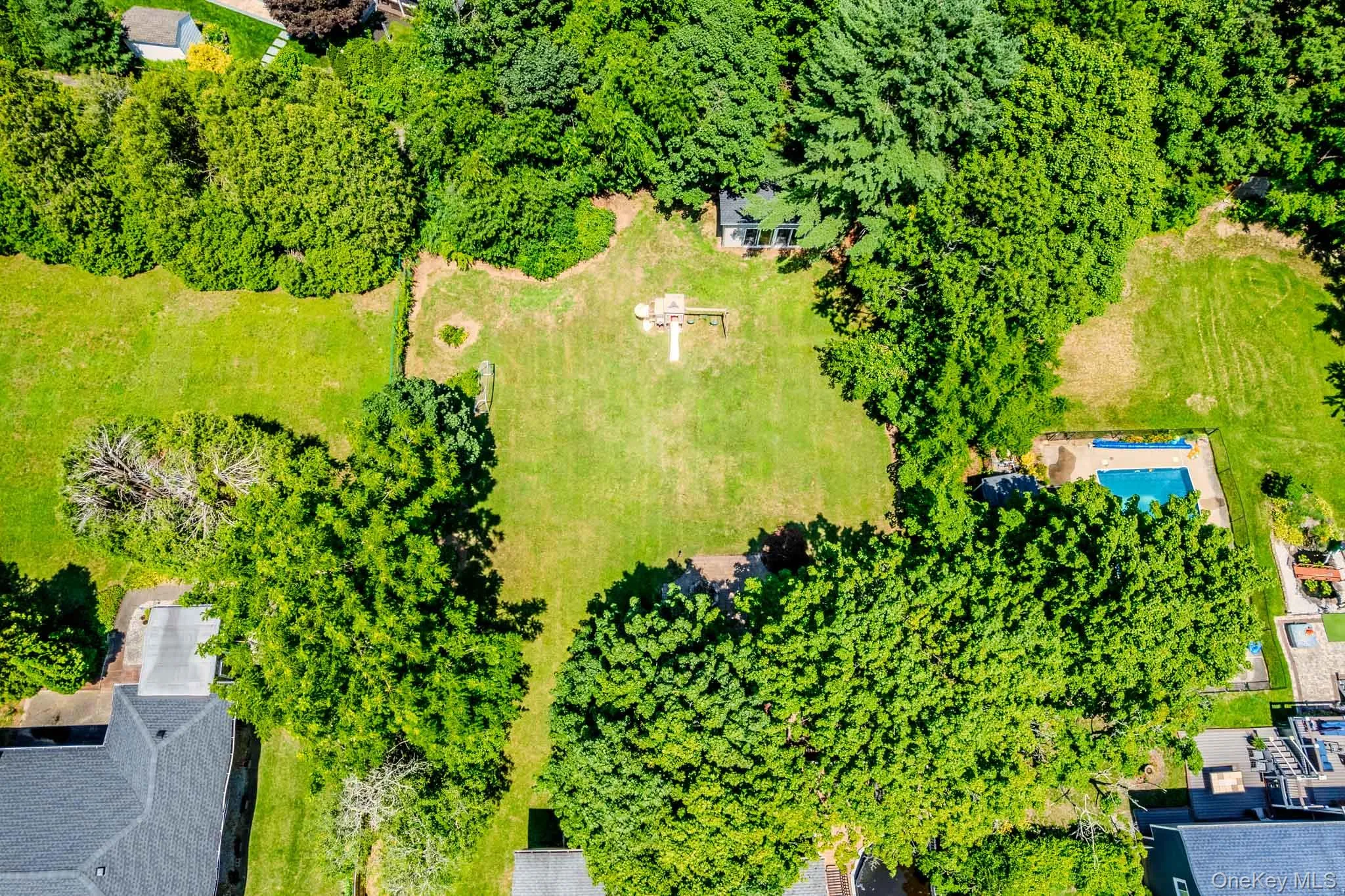 337 Burr Road, Huntington, NY, 4 Bedrooms Bedrooms, 6 Rooms Rooms,3 BathroomsBathrooms,Residential,For Rent,Burr,0,1029083 337 Burr Road, Huntington, NY, 4 Bedrooms Bedrooms, 6 Rooms Rooms,3 BathroomsBathrooms,Residential,For Rent,Burr,0,1029083