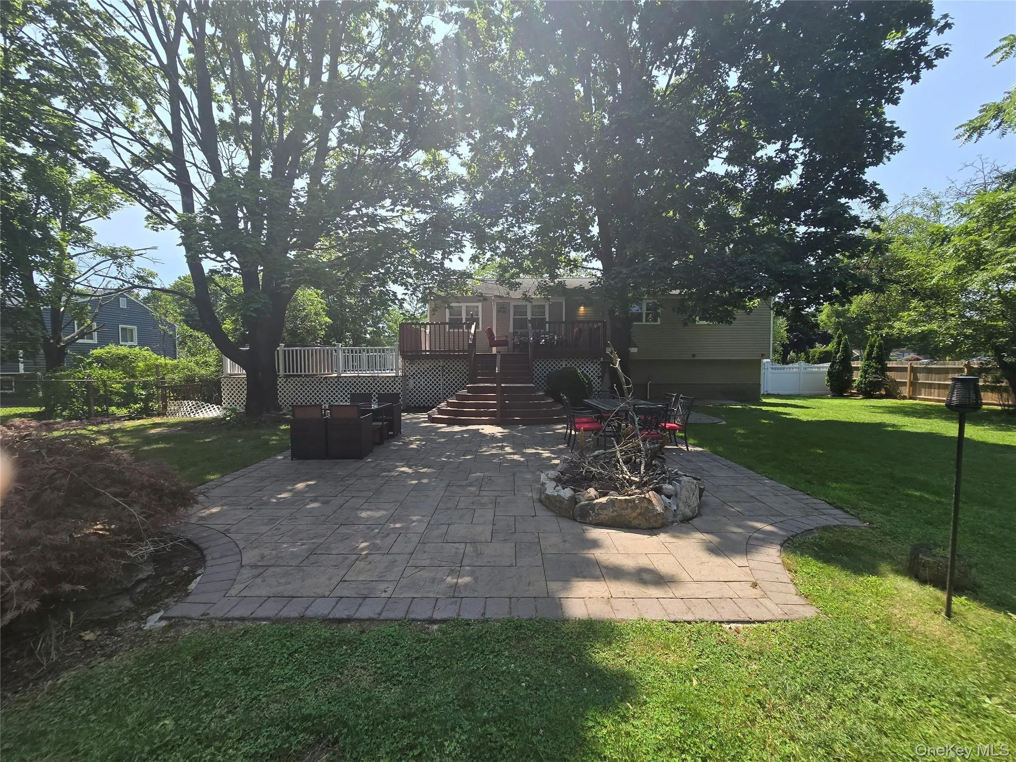 337 Burr Road, Huntington, NY, 4 Bedrooms Bedrooms, 6 Rooms Rooms,3 BathroomsBathrooms,Residential,For Rent,Burr,0,1029083 337 Burr Road, Huntington, NY, 4 Bedrooms Bedrooms, 6 Rooms Rooms,3 BathroomsBathrooms,Residential,For Rent,Burr,0,1029083