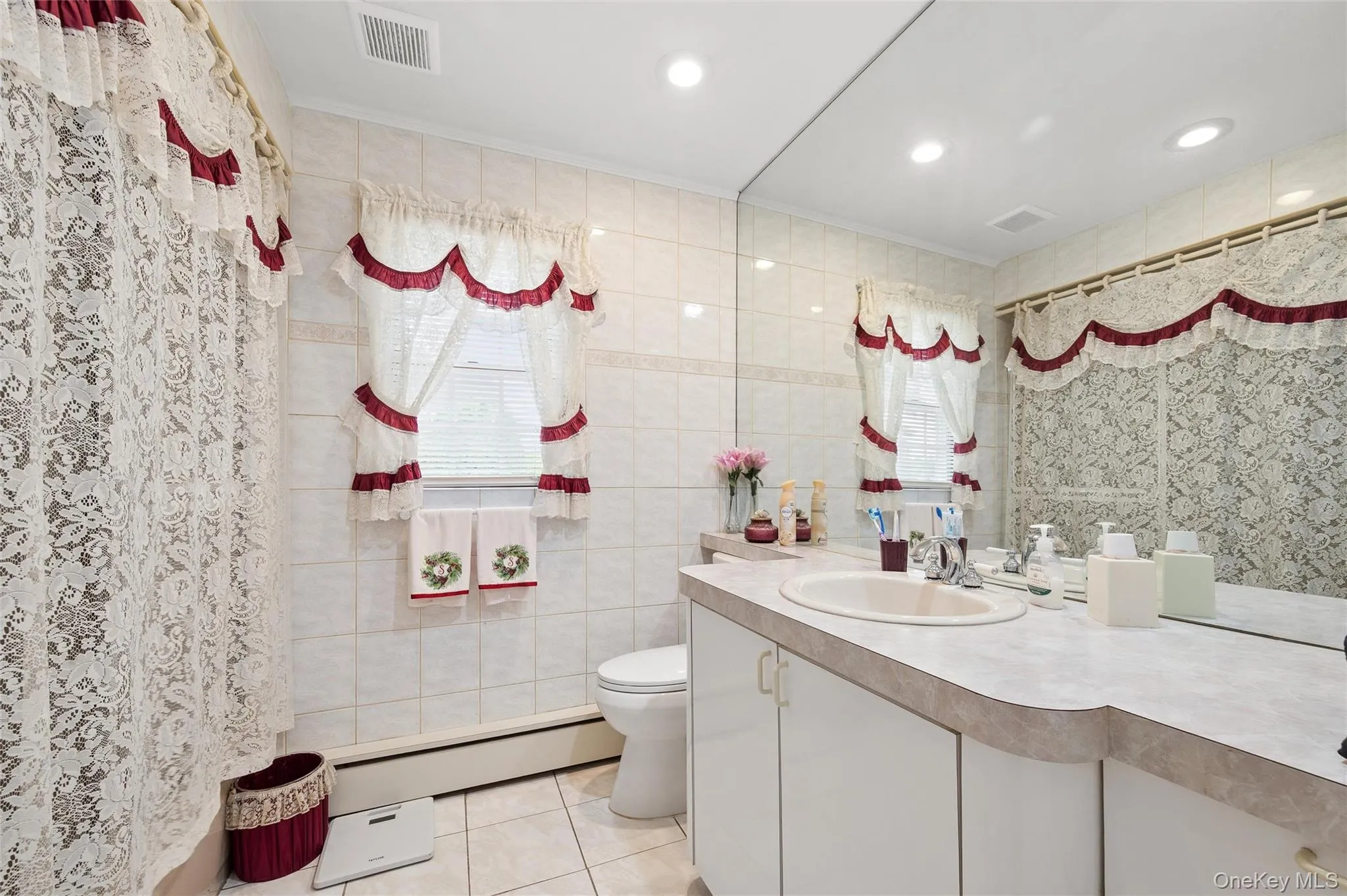63 Woodview Lane, Brookhaven, NY, 4 Bedrooms Bedrooms, 8 Rooms Rooms,3 BathroomsBathrooms,Residential,For Rent,Woodview,0,1029084 63 Woodview Lane, Brookhaven, NY, 4 Bedrooms Bedrooms, 8 Rooms Rooms,3 BathroomsBathrooms,Residential,For Rent,Woodview,0,1029084