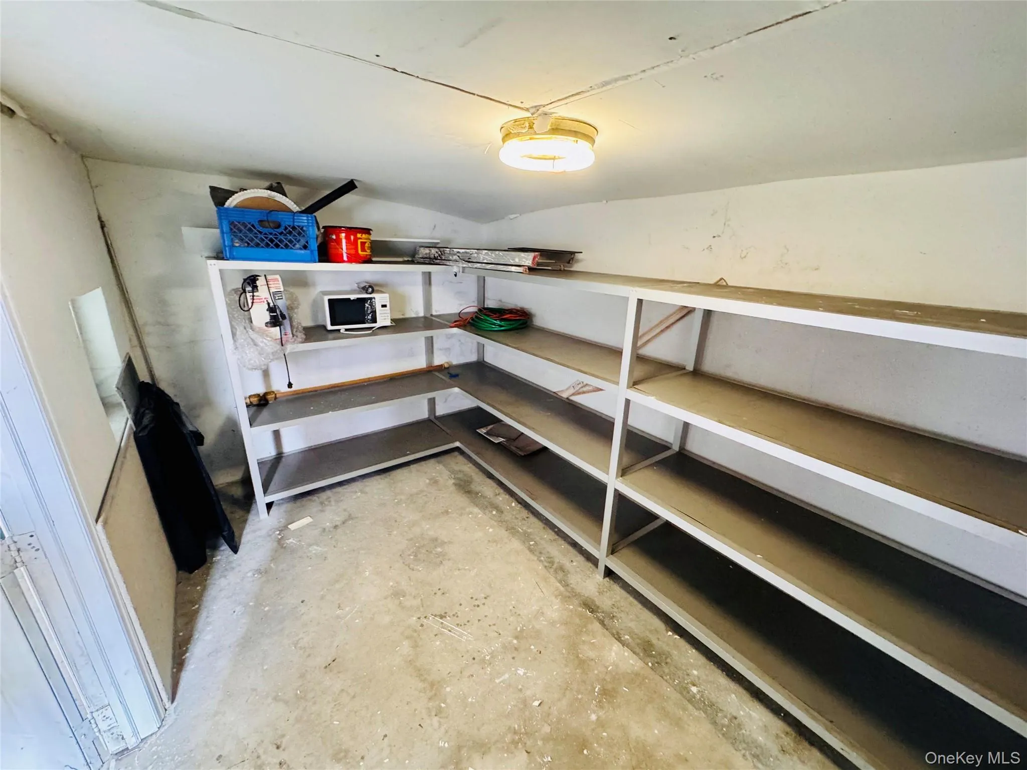 139 Hopkins Street, New York, NY, 2 Bedrooms Bedrooms, 6 Rooms Rooms,1 BathroomBathrooms,Residential Lease,For Rent,Hopkins,0,1029085 139 Hopkins Street, New York, NY, 2 Bedrooms Bedrooms, 6 Rooms Rooms,1 BathroomBathrooms,Residential Lease,For Rent,Hopkins,0,1029085