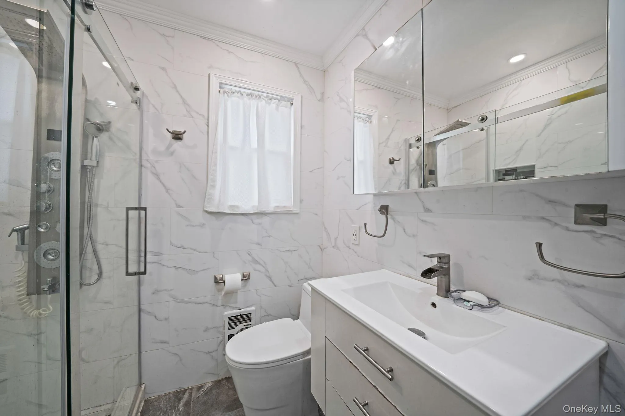 12 Edna Court, Hempstead, NY, 3 Bedrooms Bedrooms, 9 Rooms Rooms,2 BathroomsBathrooms,Residential,For Rent,Edna,0,1029086 12 Edna Court, Hempstead, NY, 3 Bedrooms Bedrooms, 9 Rooms Rooms,2 BathroomsBathrooms,Residential,For Rent,Edna,0,1029086