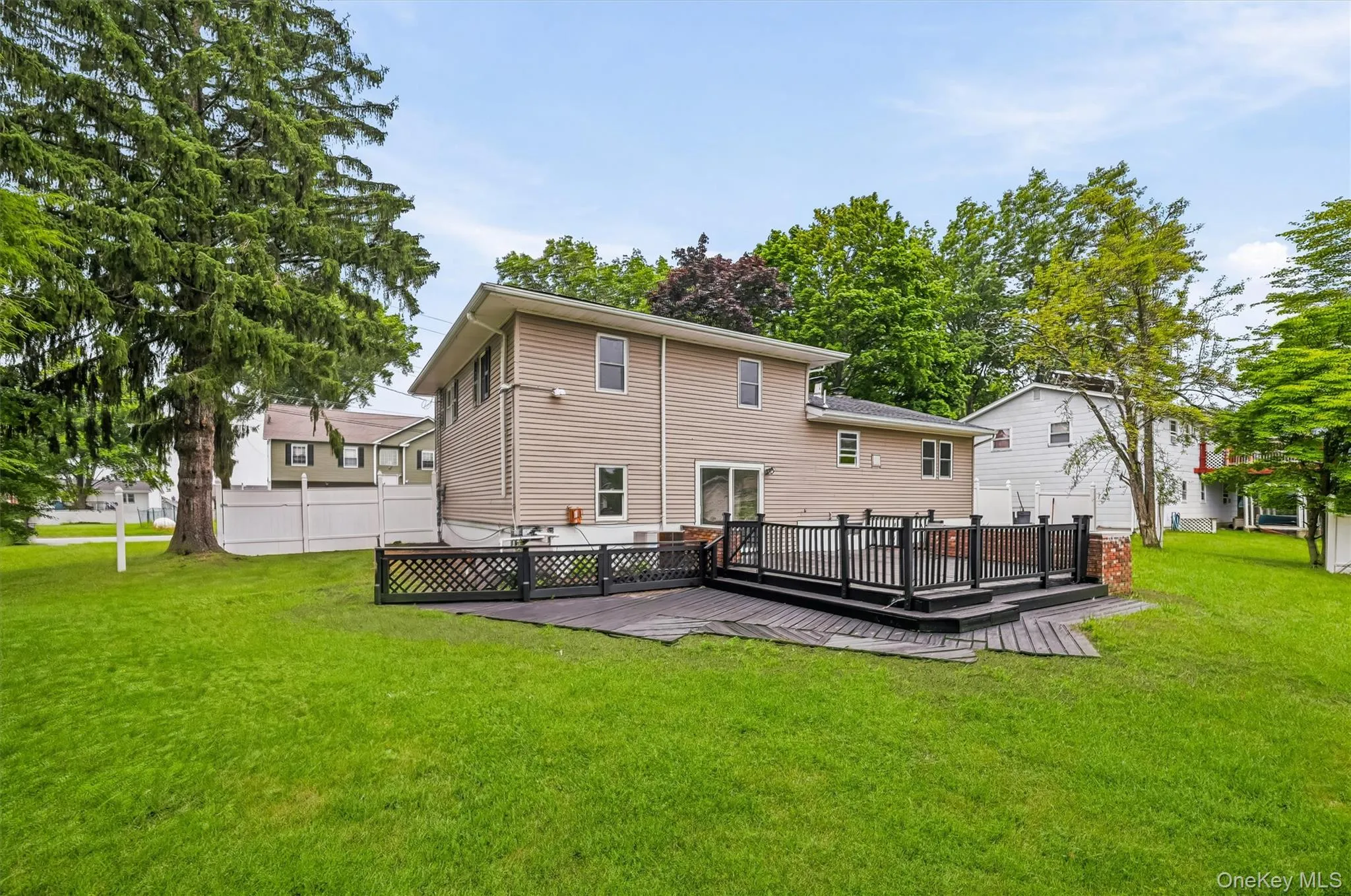 21 Manhattan Avenue, Middletown, NY, 3 Bedrooms Bedrooms, 8 Rooms Rooms,1 BathroomBathrooms,Residential,For Rent,Manhattan,0,1029090 21 Manhattan Avenue, Middletown, NY, 3 Bedrooms Bedrooms, 8 Rooms Rooms,1 BathroomBathrooms,Residential,For Rent,Manhattan,0,1029090