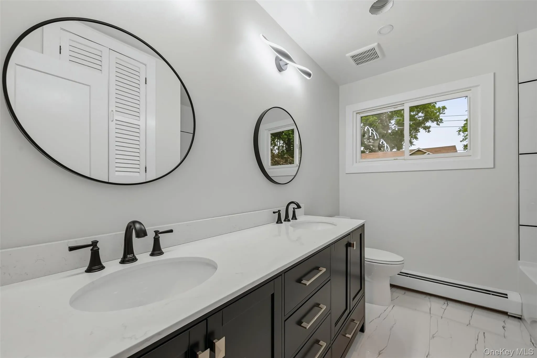 21 Manhattan Avenue, Middletown, NY, 3 Bedrooms Bedrooms, 8 Rooms Rooms,1 BathroomBathrooms,Residential,For Rent,Manhattan,0,1029090 21 Manhattan Avenue, Middletown, NY, 3 Bedrooms Bedrooms, 8 Rooms Rooms,1 BathroomBathrooms,Residential,For Rent,Manhattan,0,1029090