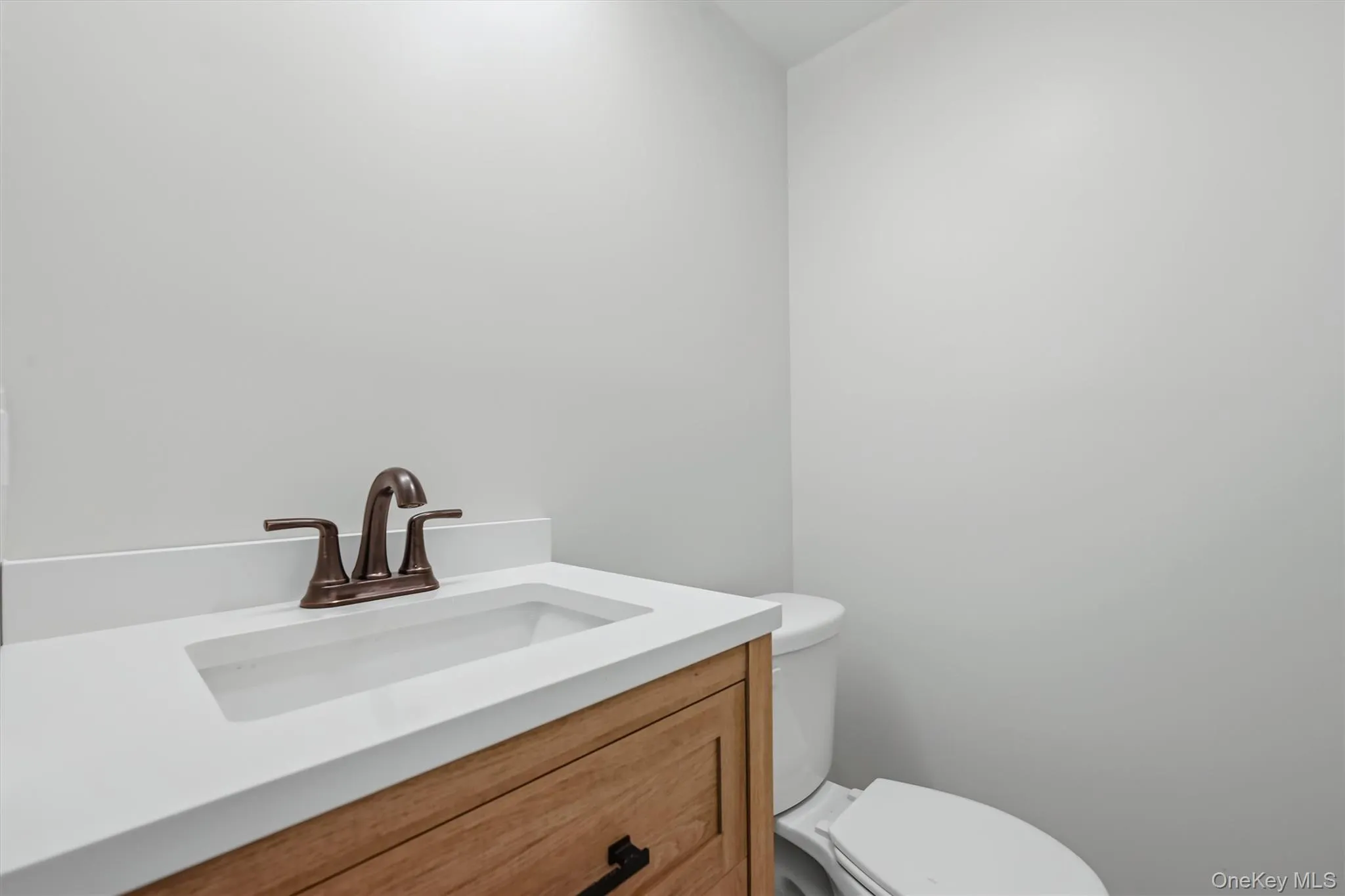 21 Manhattan Avenue, Middletown, NY, 3 Bedrooms Bedrooms, 8 Rooms Rooms,1 BathroomBathrooms,Residential,For Rent,Manhattan,0,1029090 21 Manhattan Avenue, Middletown, NY, 3 Bedrooms Bedrooms, 8 Rooms Rooms,1 BathroomBathrooms,Residential,For Rent,Manhattan,0,1029090