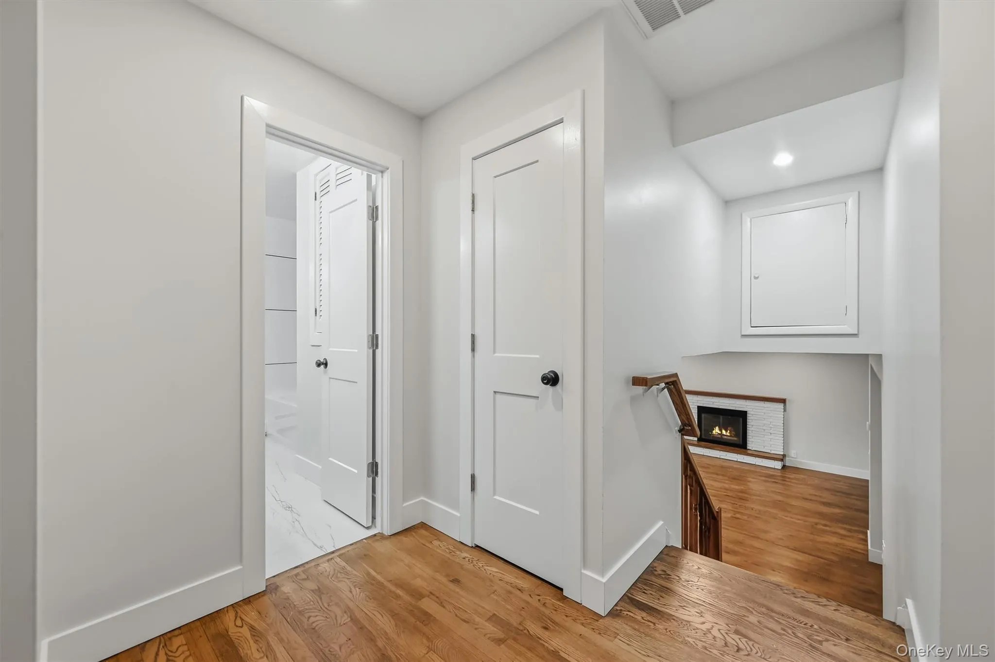 21 Manhattan Avenue, Middletown, NY, 3 Bedrooms Bedrooms, 8 Rooms Rooms,1 BathroomBathrooms,Residential,For Rent,Manhattan,0,1029090 21 Manhattan Avenue, Middletown, NY, 3 Bedrooms Bedrooms, 8 Rooms Rooms,1 BathroomBathrooms,Residential,For Rent,Manhattan,0,1029090