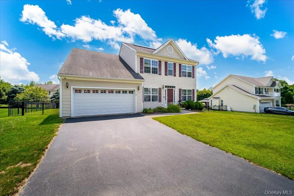 56 Plum Court Drive, Beekman, NY, 4 Bedrooms Bedrooms, 9 Rooms Rooms,2 BathroomsBathrooms,Residential,For Rent,Plum Court,0,1029091 56 Plum Court Drive, Beekman, NY, 4 Bedrooms Bedrooms, 9 Rooms Rooms,2 BathroomsBathrooms,Residential,For Rent,Plum Court,0,1029091