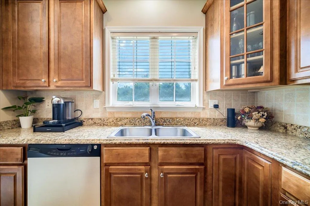 56 Plum Court Drive, Beekman, NY, 4 Bedrooms Bedrooms, 9 Rooms Rooms,2 BathroomsBathrooms,Residential,For Rent,Plum Court,0,1029091 56 Plum Court Drive, Beekman, NY, 4 Bedrooms Bedrooms, 9 Rooms Rooms,2 BathroomsBathrooms,Residential,For Rent,Plum Court,0,1029091