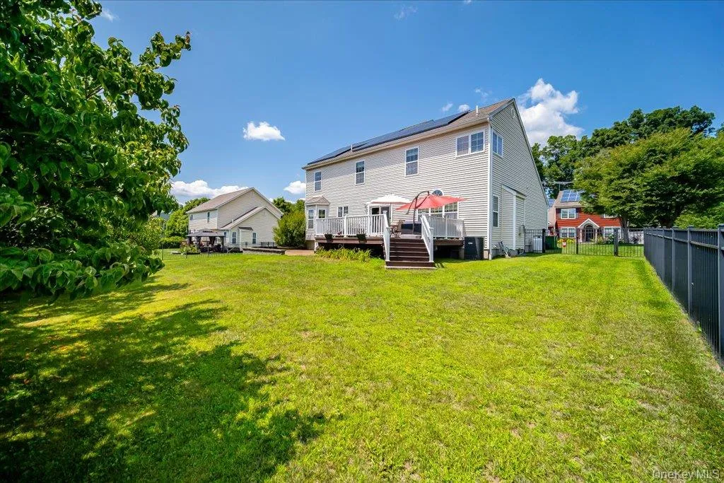 56 Plum Court Drive, Beekman, NY, 4 Bedrooms Bedrooms, 9 Rooms Rooms,2 BathroomsBathrooms,Residential,For Rent,Plum Court,0,1029091 56 Plum Court Drive, Beekman, NY, 4 Bedrooms Bedrooms, 9 Rooms Rooms,2 BathroomsBathrooms,Residential,For Rent,Plum Court,0,1029091