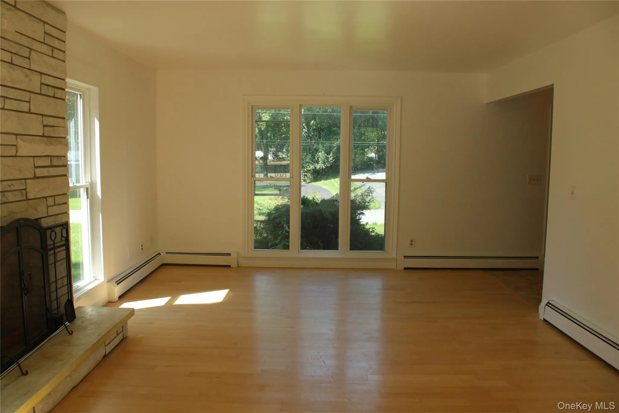 8 TANGLEWOOD Drive, Poughkeepsie (town), NY, 5 Bedrooms Bedrooms, 9 Rooms Rooms,3 BathroomsBathrooms,Residential Lease,For Rent,TANGLEWOOD,0,1029092 8 TANGLEWOOD Drive, Poughkeepsie (town), NY, 5 Bedrooms Bedrooms, 9 Rooms Rooms,3 BathroomsBathrooms,Residential Lease,For Rent,TANGLEWOOD,0,1029092