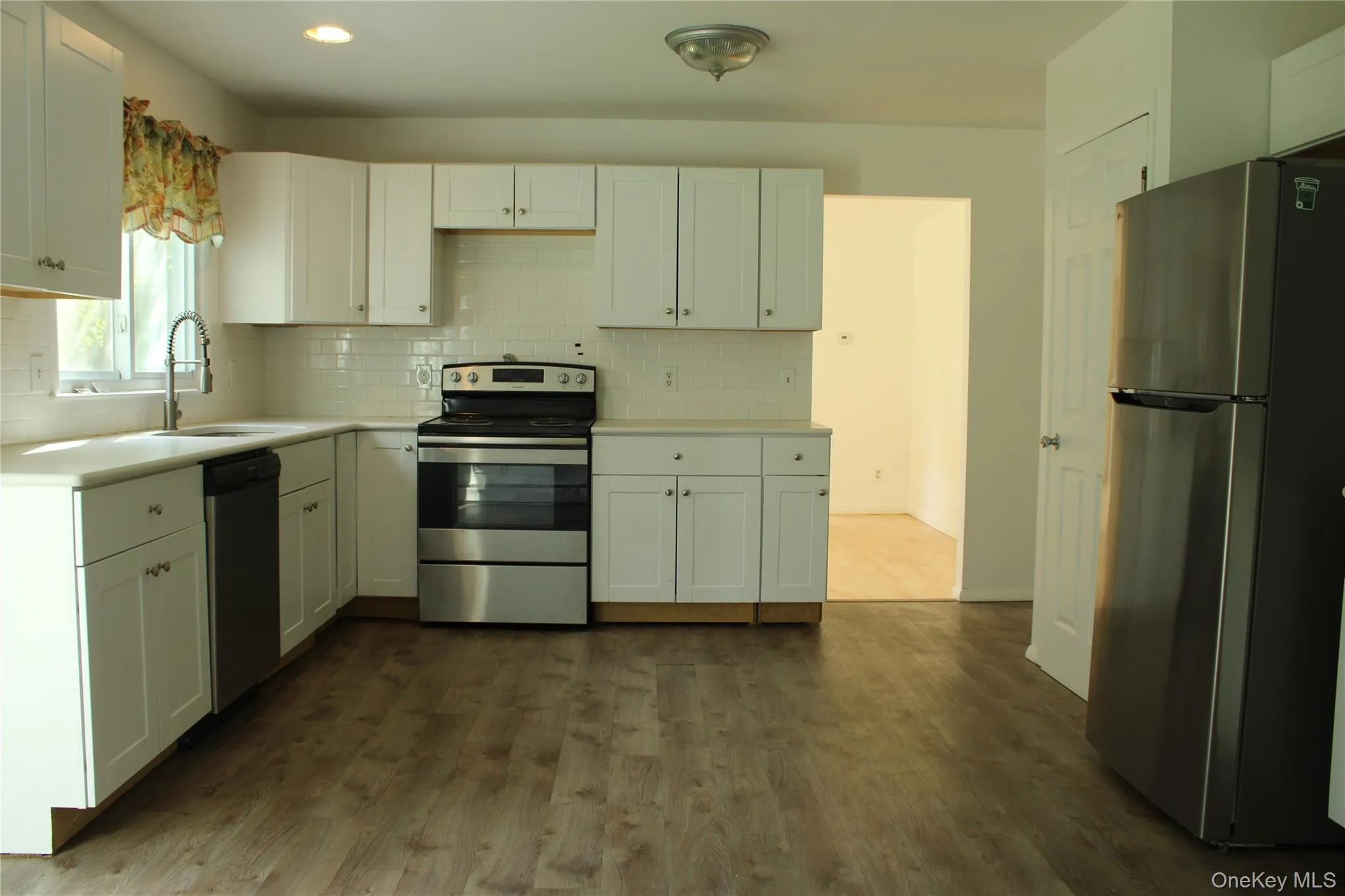 8 TANGLEWOOD Drive, Poughkeepsie (town), NY, 5 Bedrooms Bedrooms, 9 Rooms Rooms,3 BathroomsBathrooms,Residential Lease,For Rent,TANGLEWOOD,0,1029092 8 TANGLEWOOD Drive, Poughkeepsie (town), NY, 5 Bedrooms Bedrooms, 9 Rooms Rooms,3 BathroomsBathrooms,Residential Lease,For Rent,TANGLEWOOD,0,1029092