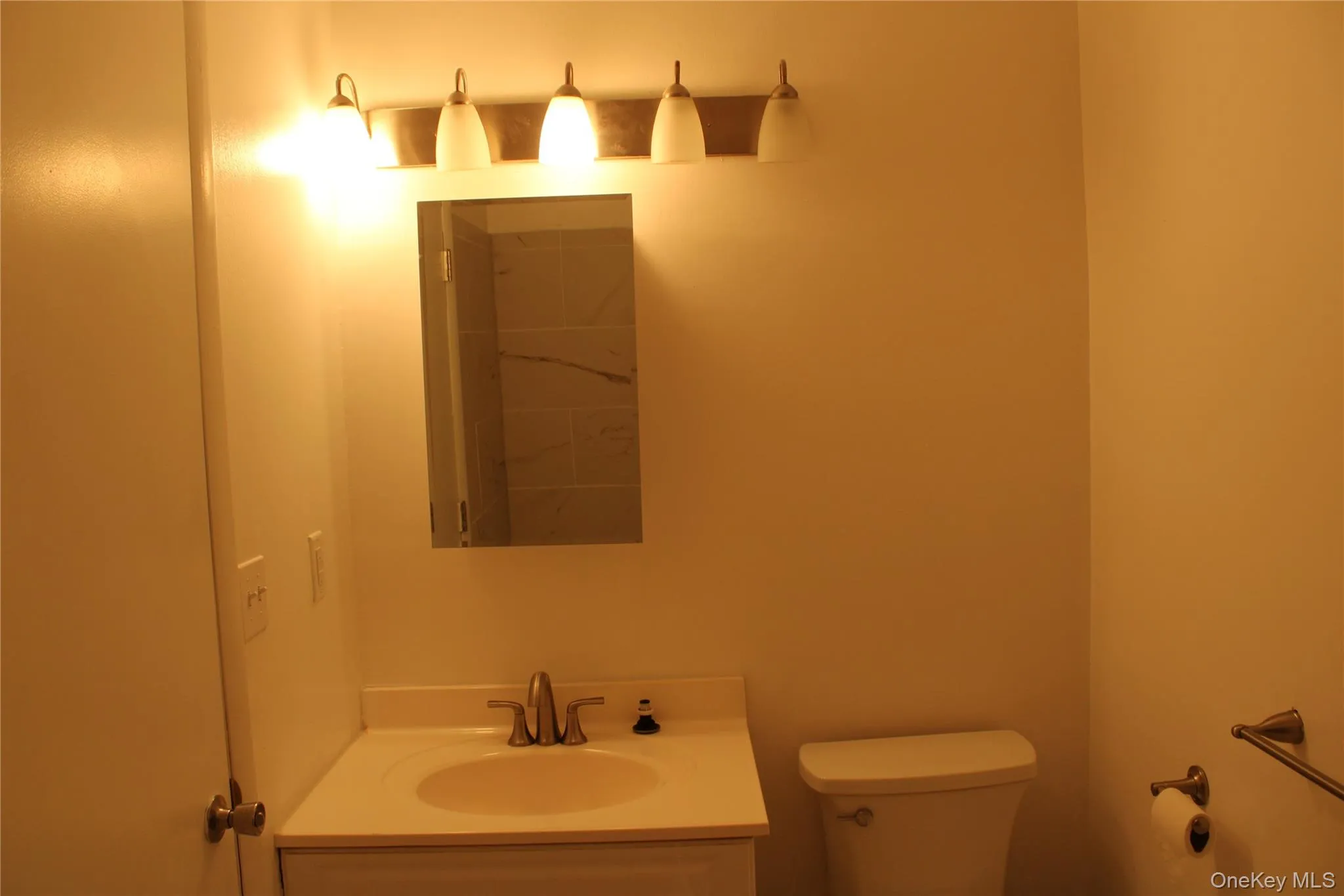 8 TANGLEWOOD Drive, Poughkeepsie (town), NY, 5 Bedrooms Bedrooms, 9 Rooms Rooms,3 BathroomsBathrooms,Residential Lease,For Rent,TANGLEWOOD,0,1029092 8 TANGLEWOOD Drive, Poughkeepsie (town), NY, 5 Bedrooms Bedrooms, 9 Rooms Rooms,3 BathroomsBathrooms,Residential Lease,For Rent,TANGLEWOOD,0,1029092