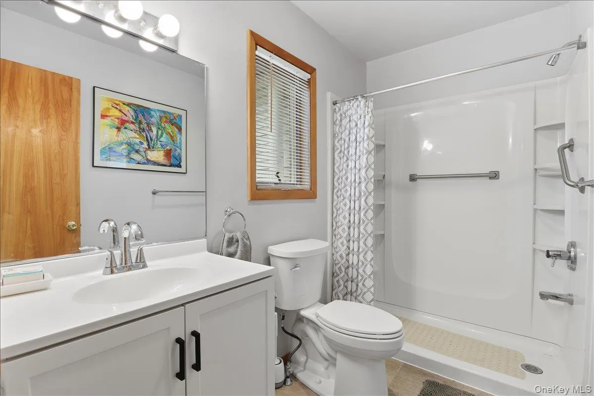 1 Branch Street, Lewisboro, NY, 3 Bedrooms Bedrooms, 7 Rooms Rooms,2 BathroomsBathrooms,Residential Lease,For Rent,Branch,0,1029094 1 Branch Street, Lewisboro, NY, 3 Bedrooms Bedrooms, 7 Rooms Rooms,2 BathroomsBathrooms,Residential Lease,For Rent,Branch,0,1029094