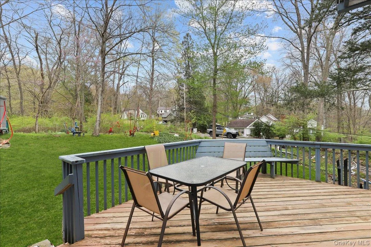 1 Branch Street, Lewisboro, NY, 3 Bedrooms Bedrooms, 7 Rooms Rooms,2 BathroomsBathrooms,Residential Lease,For Rent,Branch,0,1029094 1 Branch Street, Lewisboro, NY, 3 Bedrooms Bedrooms, 7 Rooms Rooms,2 BathroomsBathrooms,Residential Lease,For Rent,Branch,0,1029094