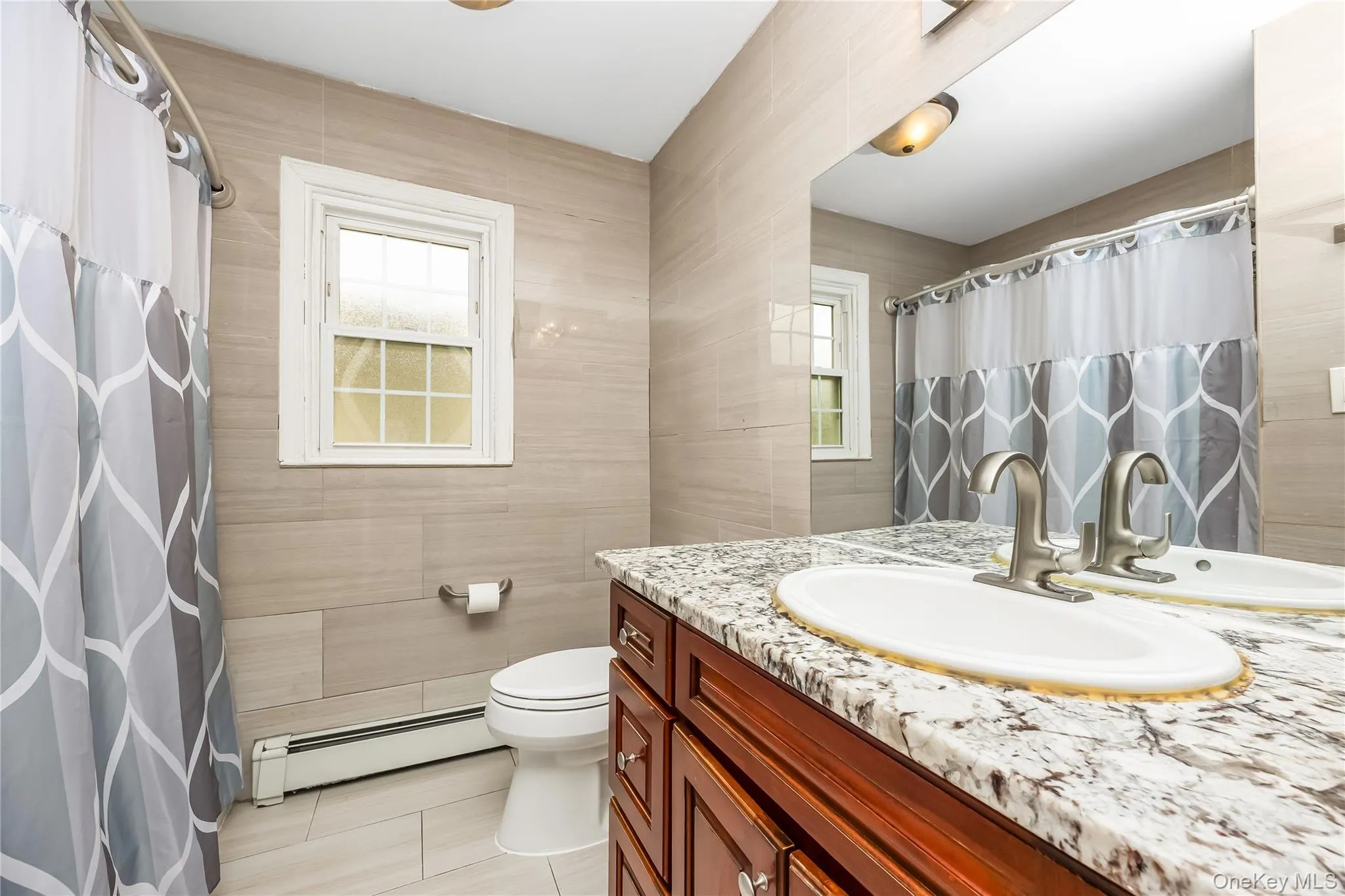 391 Bellmore Road, Hempstead, NY, 3 Bedrooms Bedrooms, 6 Rooms Rooms,1 BathroomBathrooms,Residential,For Rent,Bellmore,0,1029097 391 Bellmore Road, Hempstead, NY, 3 Bedrooms Bedrooms, 6 Rooms Rooms,1 BathroomBathrooms,Residential,For Rent,Bellmore,0,1029097