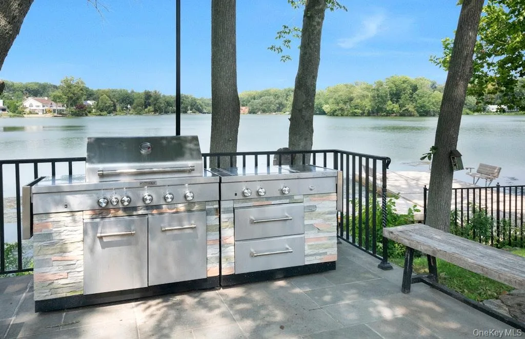 8 Waterside Close, Eastchester, NY, 3 Bedrooms Bedrooms, 10 Rooms Rooms,3 BathroomsBathrooms,Residential,For Rent,Waterside Close,0,1029098 8 Waterside Close, Eastchester, NY, 3 Bedrooms Bedrooms, 10 Rooms Rooms,3 BathroomsBathrooms,Residential,For Rent,Waterside Close,0,1029098