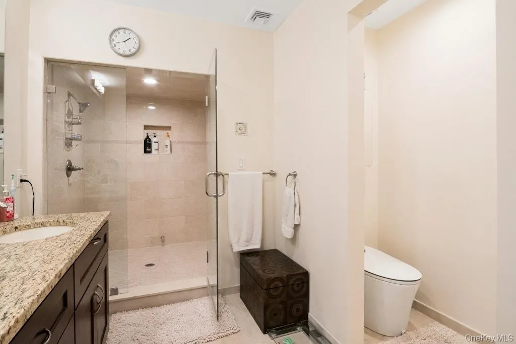 8 Waterside Close, Eastchester, NY, 3 Bedrooms Bedrooms, 10 Rooms Rooms,3 BathroomsBathrooms,Residential,For Rent,Waterside Close,0,1029098 8 Waterside Close, Eastchester, NY, 3 Bedrooms Bedrooms, 10 Rooms Rooms,3 BathroomsBathrooms,Residential,For Rent,Waterside Close,0,1029098