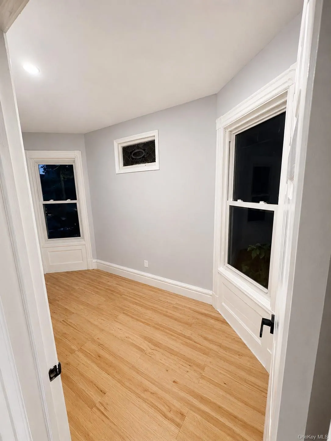 25 Fletcher Avenue, Mount Vernon, NY, 2 Bedrooms Bedrooms, 6 Rooms Rooms,2 BathroomsBathrooms,Residential Lease,For Rent,Fletcher,0,1029099 25 Fletcher Avenue, Mount Vernon, NY, 2 Bedrooms Bedrooms, 6 Rooms Rooms,2 BathroomsBathrooms,Residential Lease,For Rent,Fletcher,0,1029099
