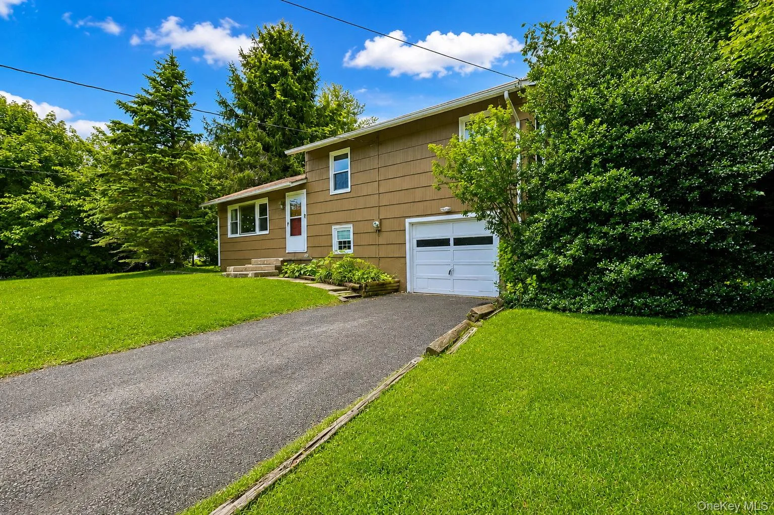 26 Willow Place, Middletown, NY, 3 Bedrooms Bedrooms, 5 Rooms Rooms,1 BathroomBathrooms,Residential,For Rent,Willow,0,1029110 26 Willow Place, Middletown, NY, 3 Bedrooms Bedrooms, 5 Rooms Rooms,1 BathroomBathrooms,Residential,For Rent,Willow,0,1029110