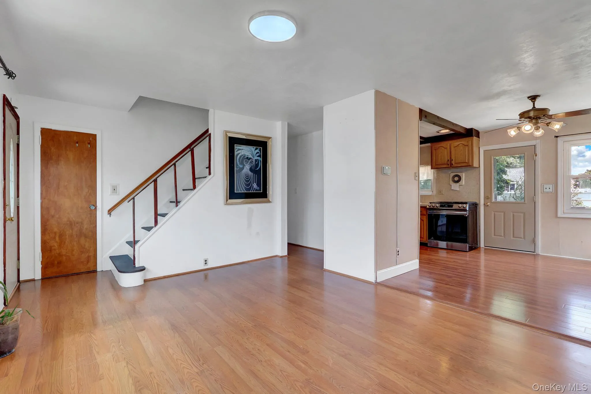 1 Prince Street, Oyster Bay, NY, 4 Bedrooms Bedrooms, 6 Rooms Rooms,2 BathroomsBathrooms,Residential,For Rent,Prince,0,1029113 1 Prince Street, Oyster Bay, NY, 4 Bedrooms Bedrooms, 6 Rooms Rooms,2 BathroomsBathrooms,Residential,For Rent,Prince,0,1029113