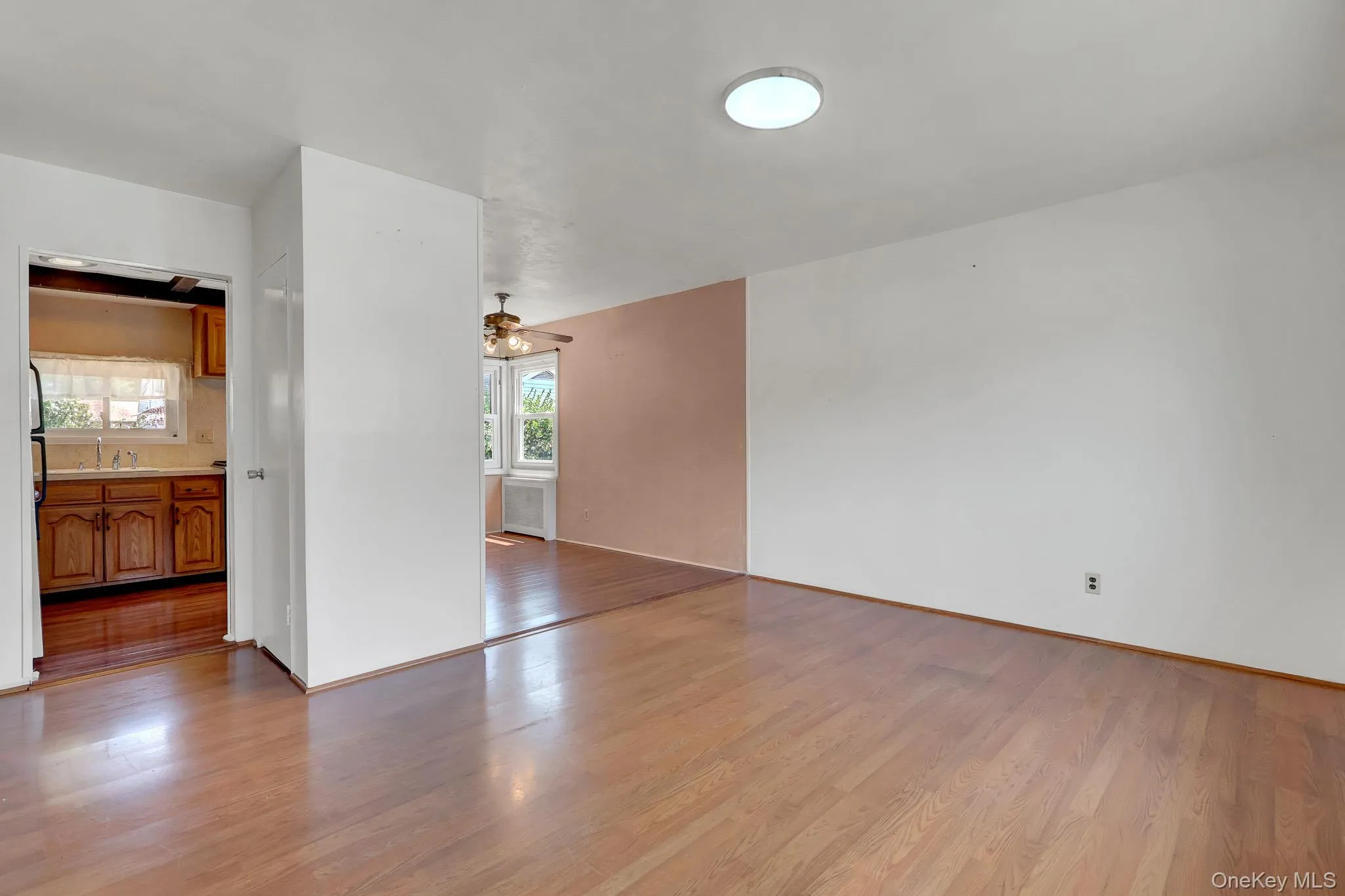 1 Prince Street, Oyster Bay, NY, 4 Bedrooms Bedrooms, 6 Rooms Rooms,2 BathroomsBathrooms,Residential,For Rent,Prince,0,1029113 1 Prince Street, Oyster Bay, NY, 4 Bedrooms Bedrooms, 6 Rooms Rooms,2 BathroomsBathrooms,Residential,For Rent,Prince,0,1029113