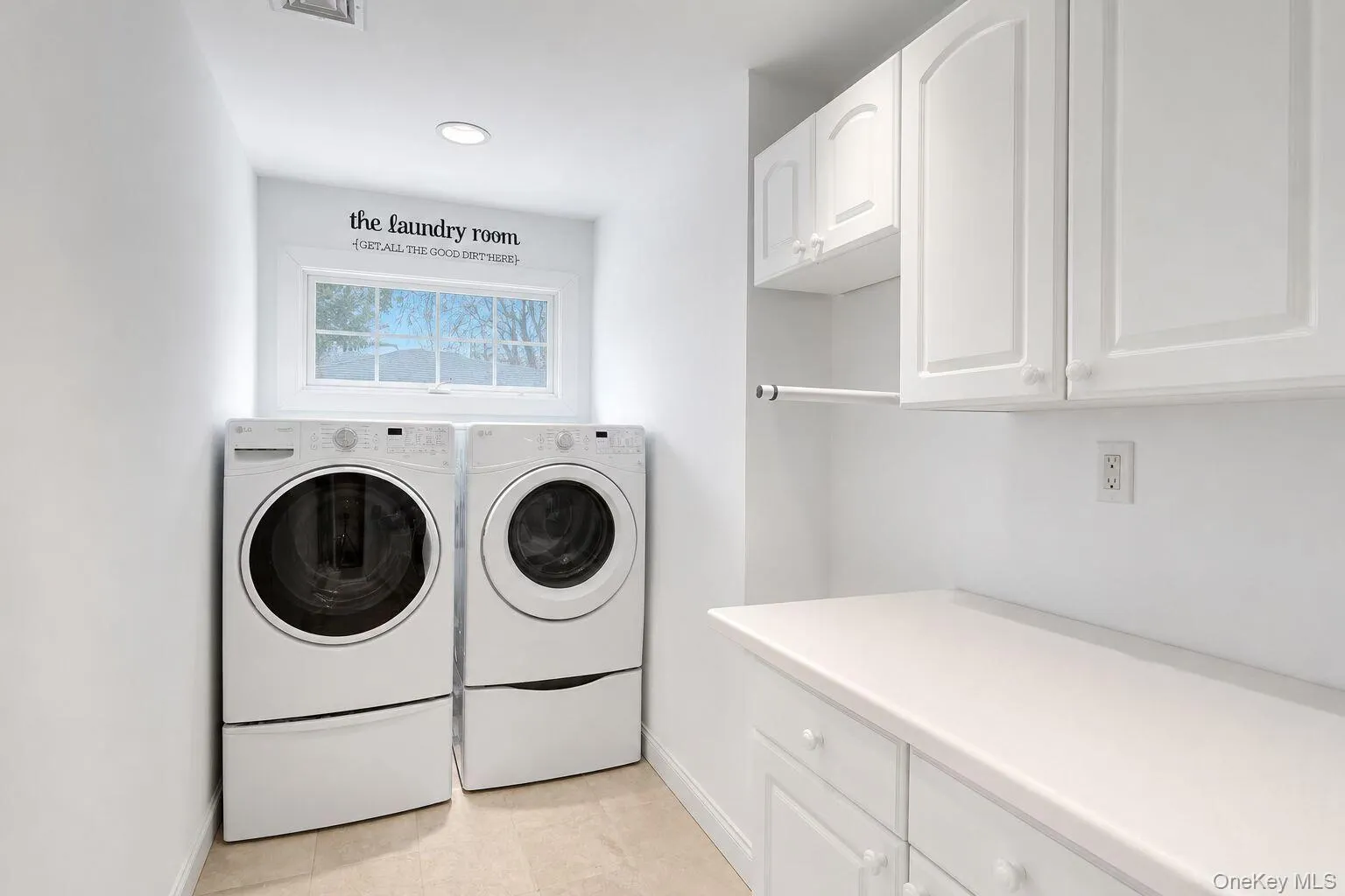 2nd floor laundry room 2nd floor laundry room