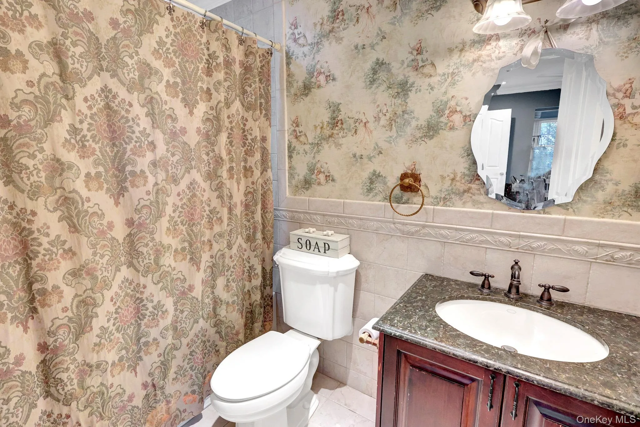 full bath on main level full bath on main level
