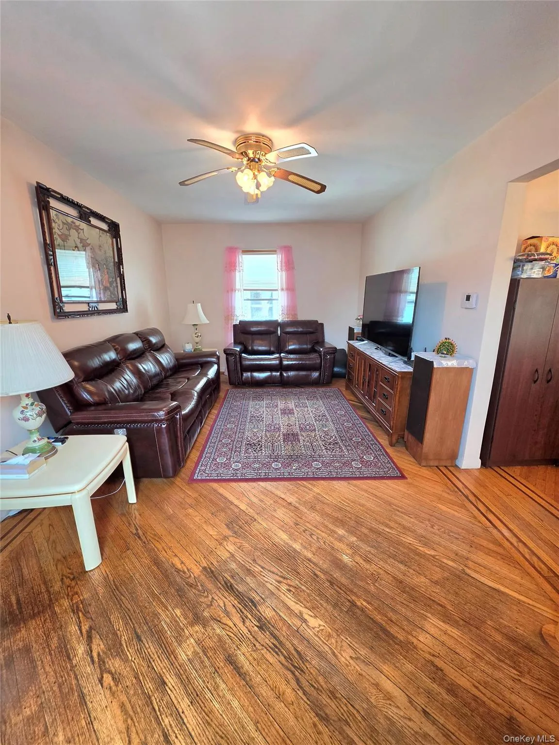158-13 102nd Street, New York, NY, 3 Bedrooms Bedrooms, 10 Rooms Rooms,1 BathroomBathrooms,Residential,For Rent,102nd,0,1029116 158-13 102nd Street, New York, NY, 3 Bedrooms Bedrooms, 10 Rooms Rooms,1 BathroomBathrooms,Residential,For Rent,102nd,0,1029116