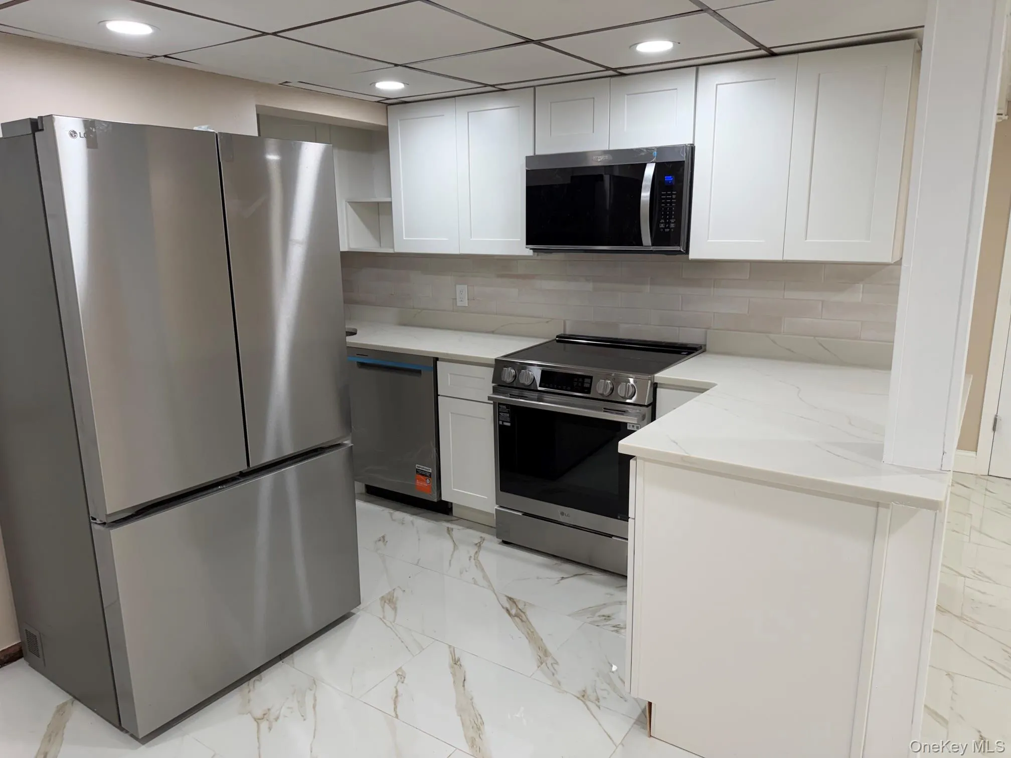 73 Willoughby Avenue, Oyster Bay, NY, 1 Bedroom Bedrooms, 3 Rooms Rooms,1 BathroomBathrooms,Residential Lease,For Rent,Willoughby,0,1029120 73 Willoughby Avenue, Oyster Bay, NY, 1 Bedroom Bedrooms, 3 Rooms Rooms,1 BathroomBathrooms,Residential Lease,For Rent,Willoughby,0,1029120